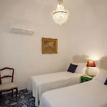 Silia 4*