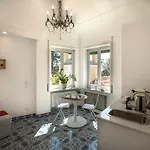 לינה וארוחת בוקר Silia קאפרי