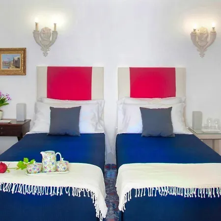 Silia Bed & Breakfast 3*