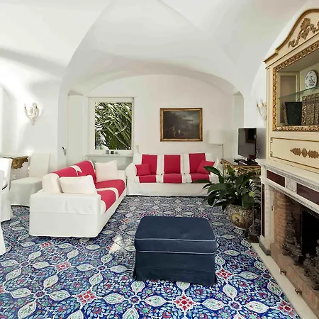 Silia Couette-café 4*