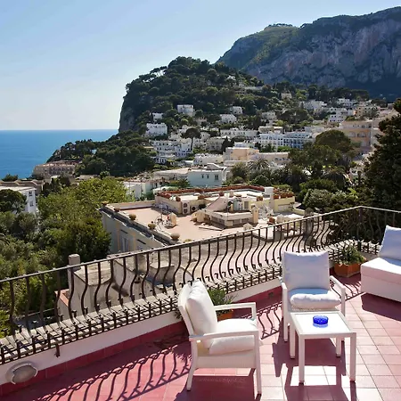Silia Panzió Capri