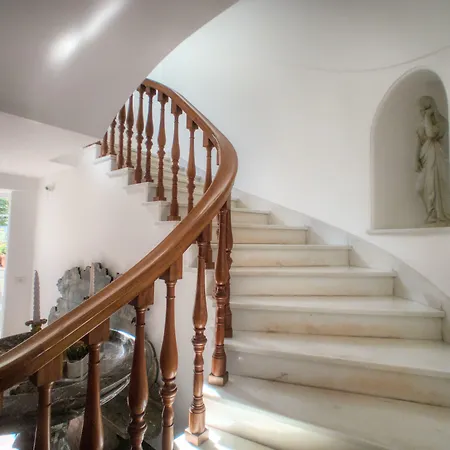 Silia Couette-café 4*