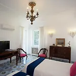 Silia Κάπρι