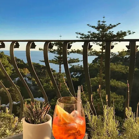 Bed & Breakfast Silia Capri