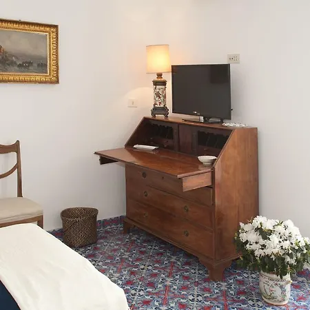 Silia Bed & Breakfast 3*